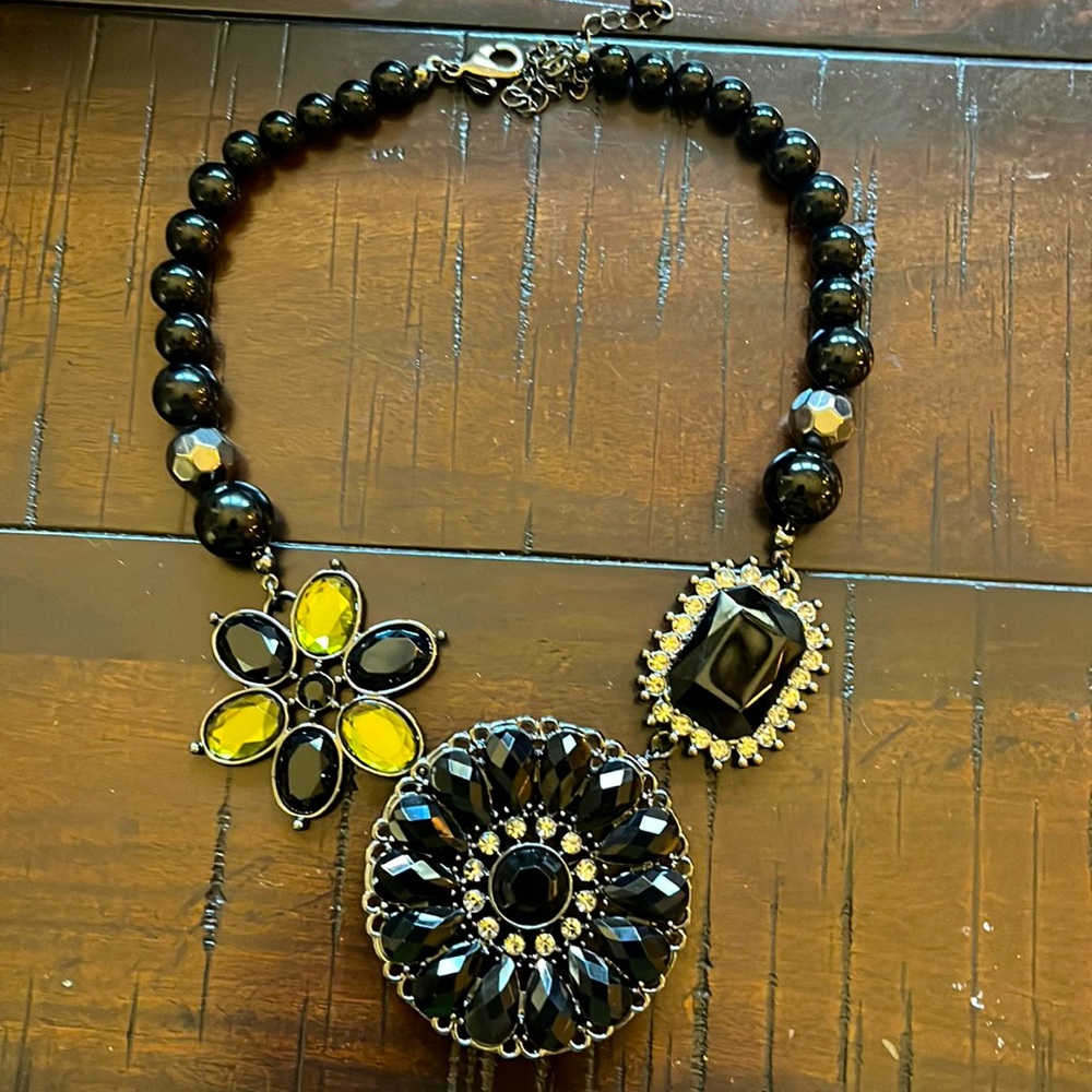 Necklace / brooch (convertible)